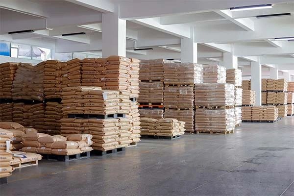 Plastic rein material warehouse storage capacity